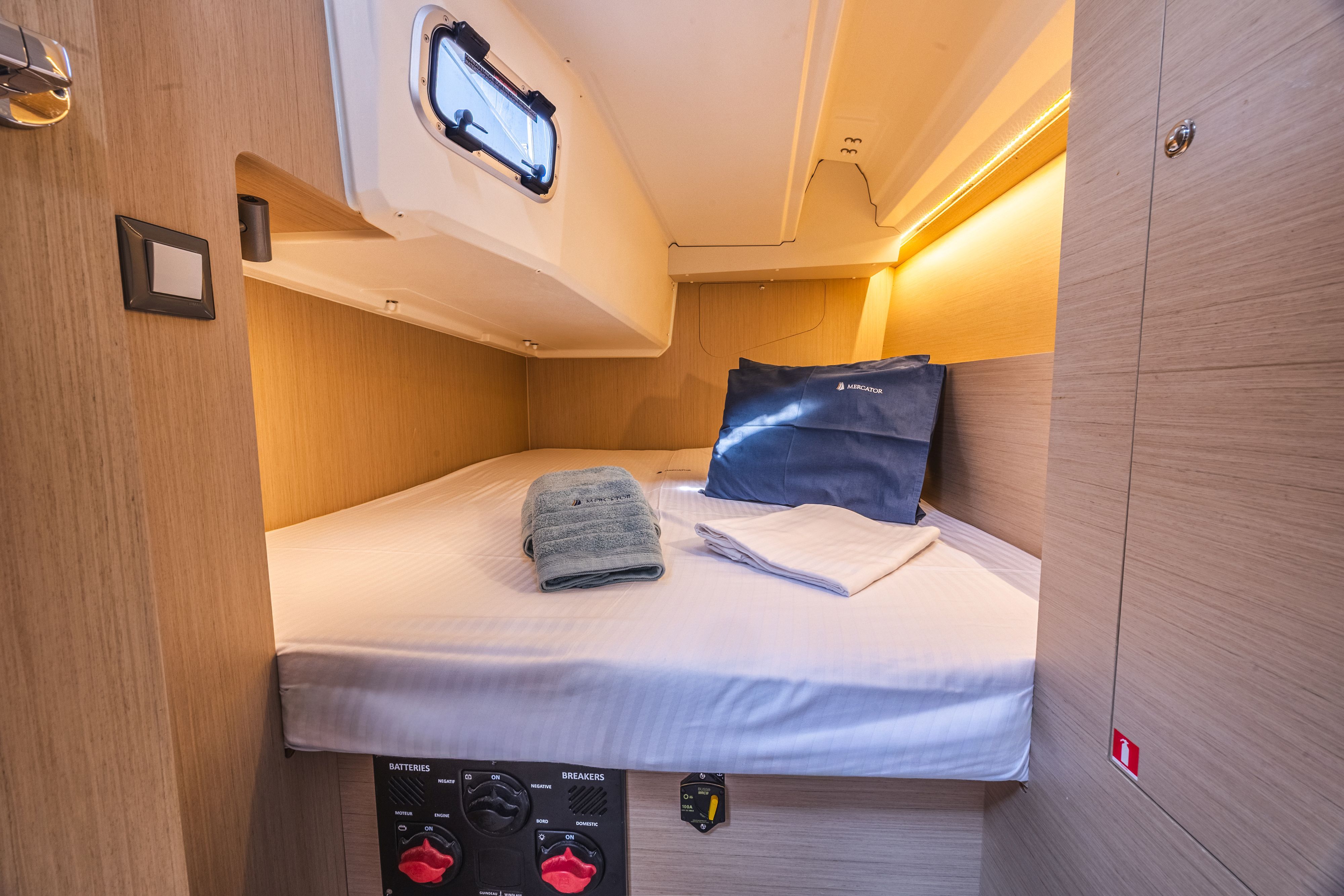 Beneteau Oceanis 37.1 | Mercator