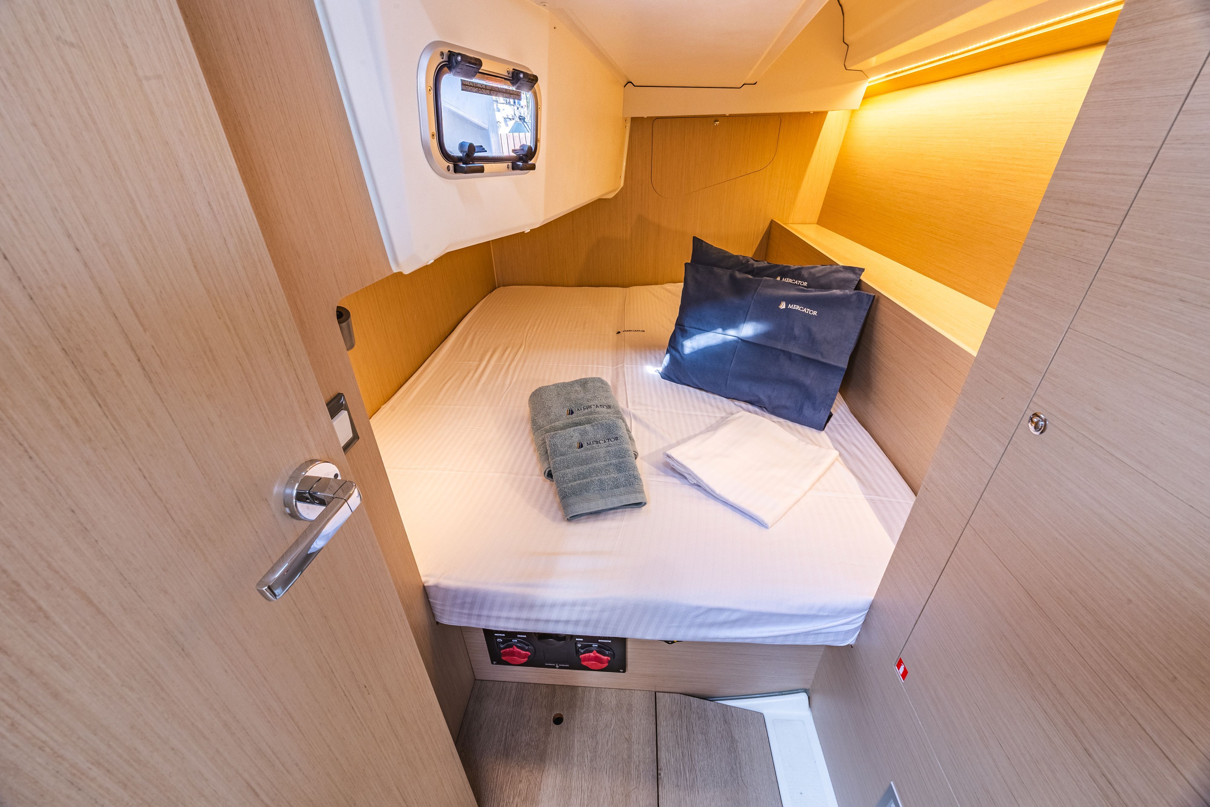 Beneteau Oceanis 37.1 | Mercator