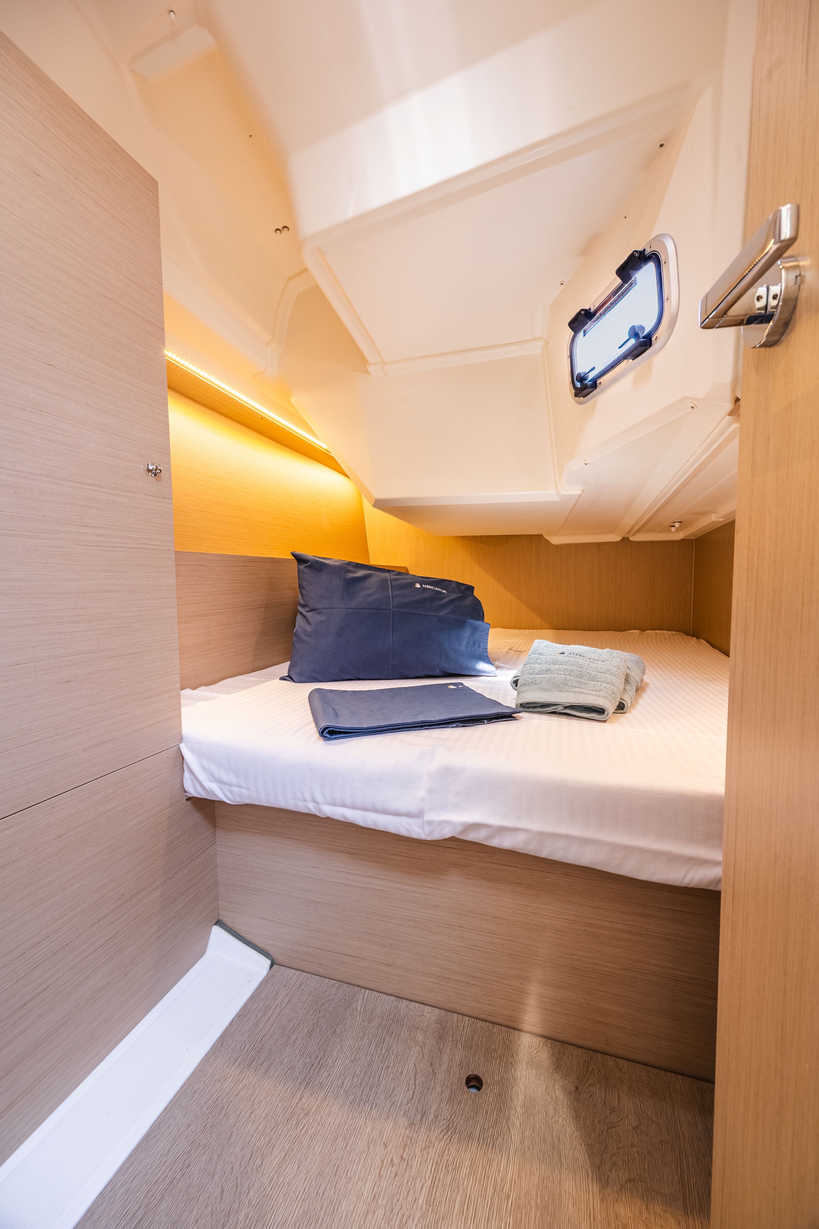 Beneteau Oceanis 37.1 | Mercator