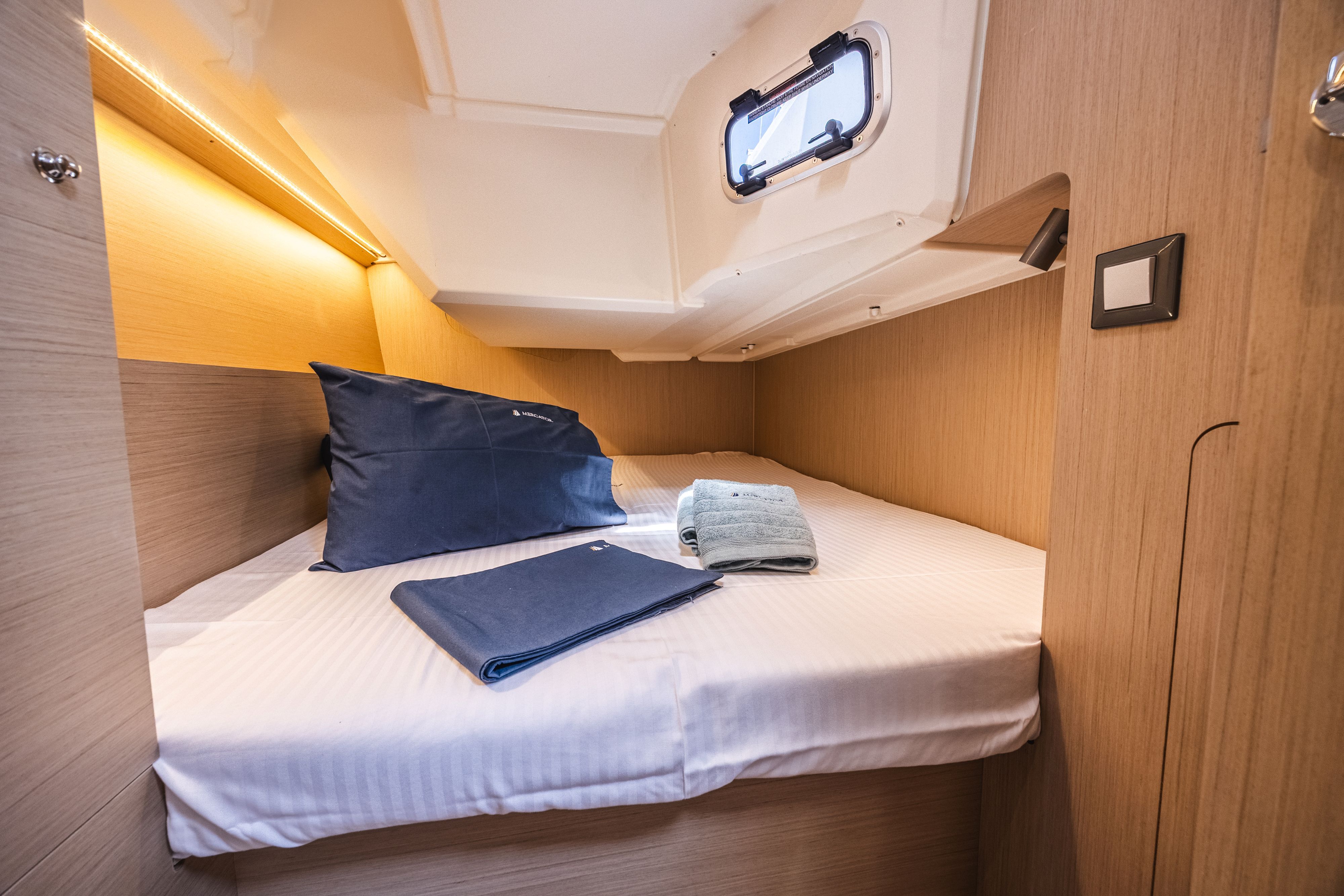 Beneteau Oceanis 37.1 | Mercator