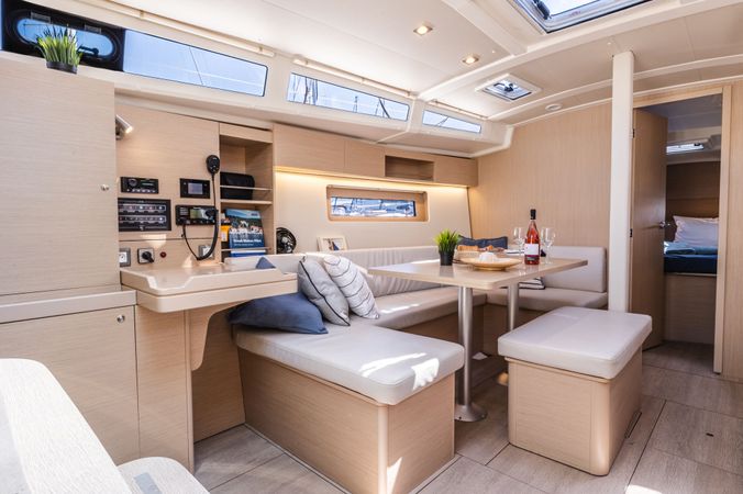 Beneteau Oceanis 37.1 | Mercator