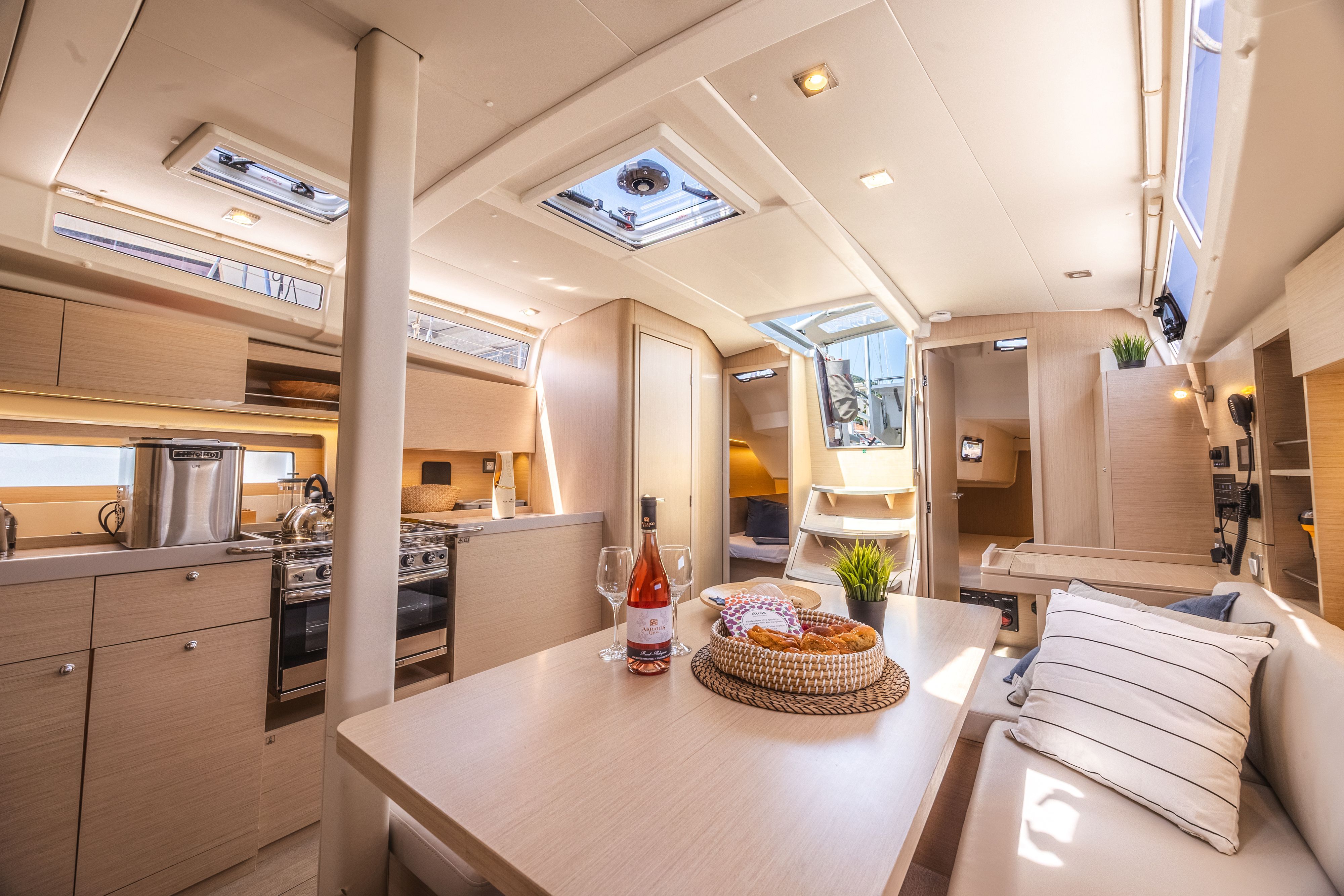 Beneteau Oceanis 37.1 | Mercator