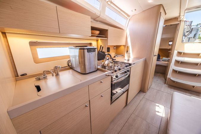 Beneteau Oceanis 37.1 | Mercator