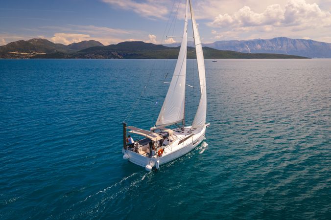 Beneteau Oceanis 37.1 | Mercator