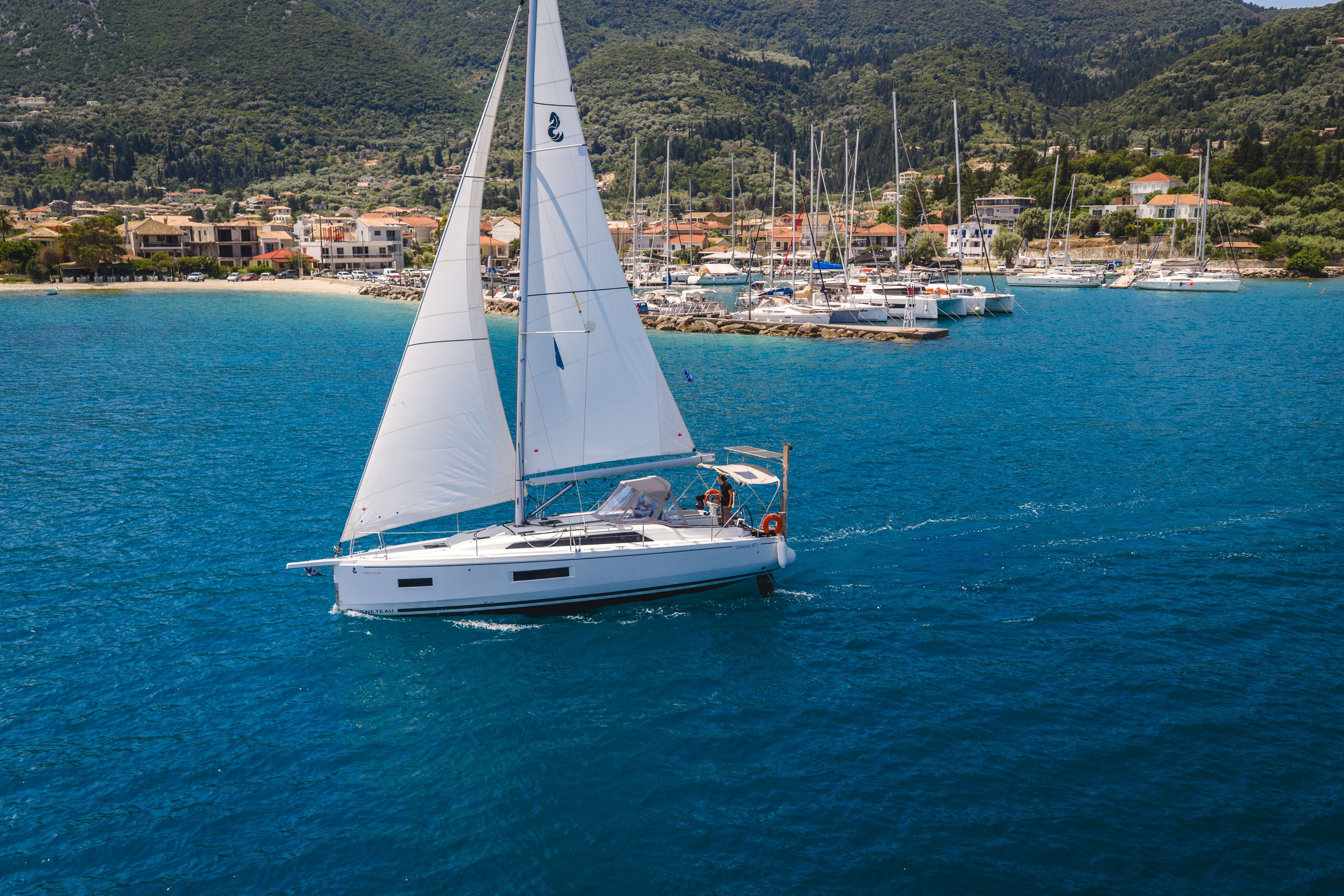 Beneteau Oceanis 37.1 | Mercator