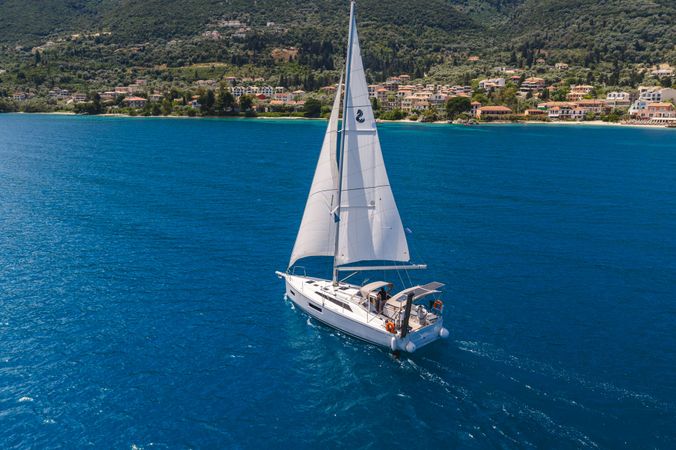 Beneteau Oceanis 37.1 | Mercator