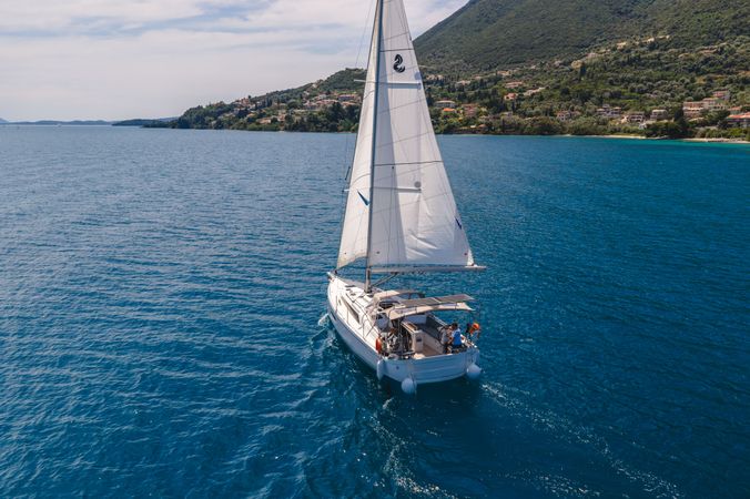 Beneteau Oceanis 37.1 | Mercator