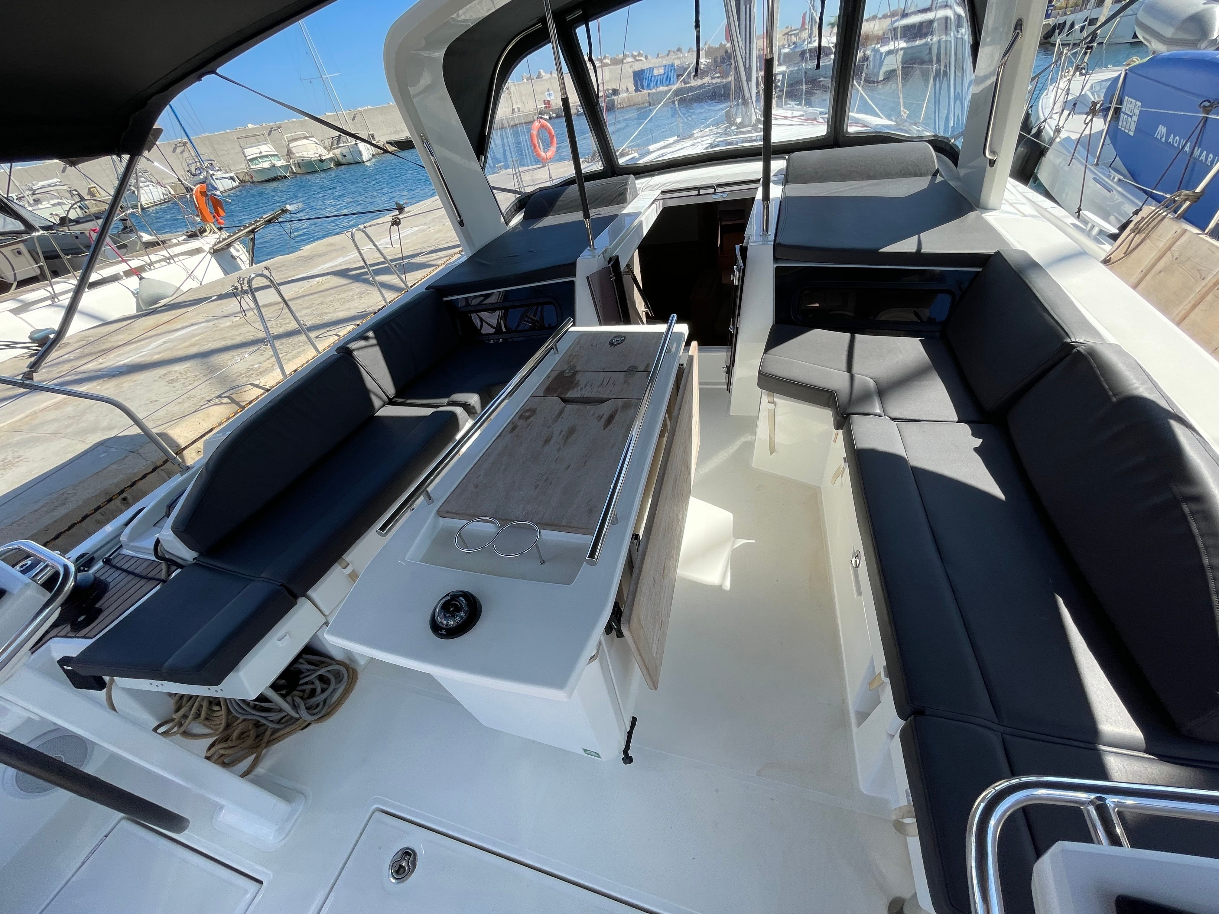 Beneteau Oceanis 46.1 | Pebbles