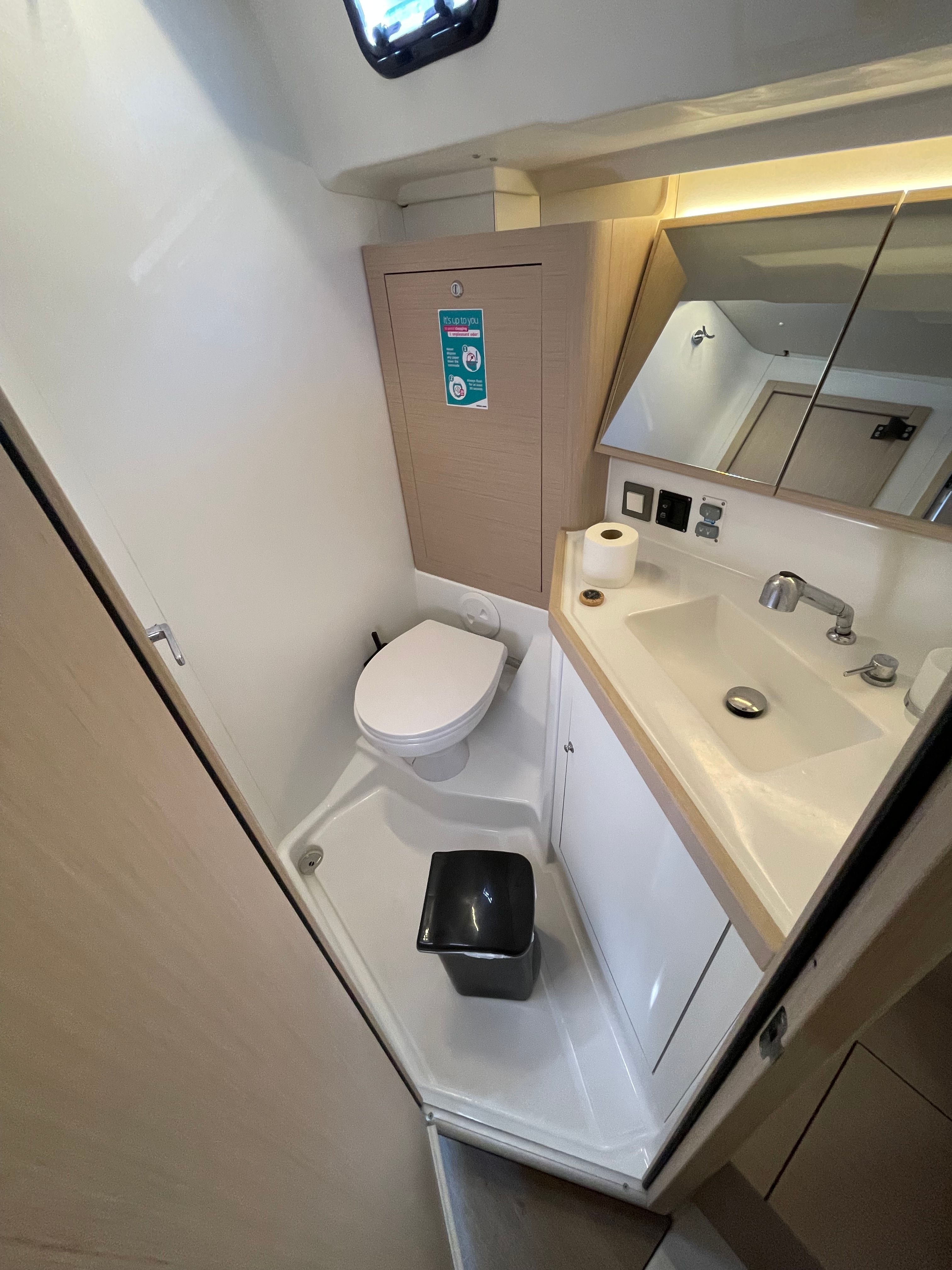 Beneteau Oceanis 46.1 | Pebbles