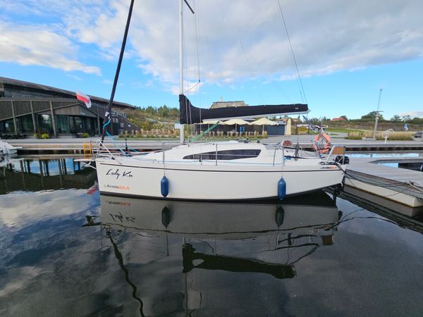 Antila 24.4 | Lady Ku