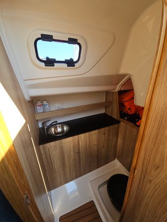 Antila 24.4 | Lady Ku