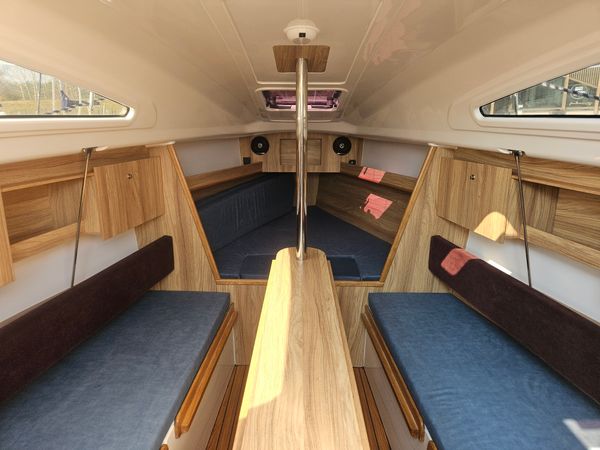 Antila 24.4 | Lady Ku