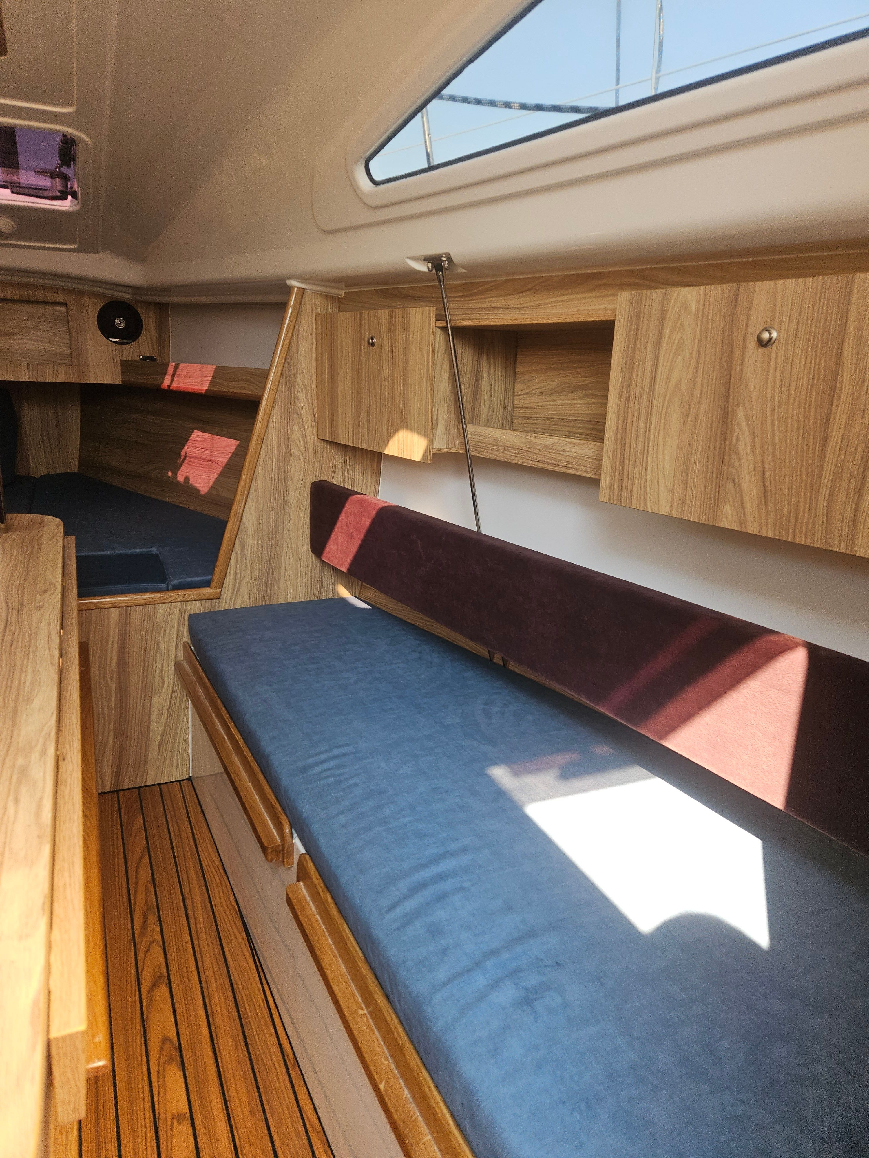 Antila 24.4 | Lady Ku