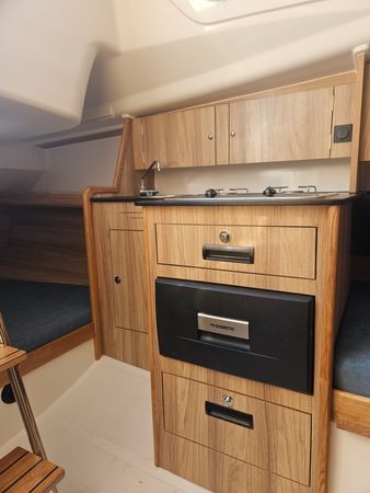 Antila 24.4 | Lady Ku