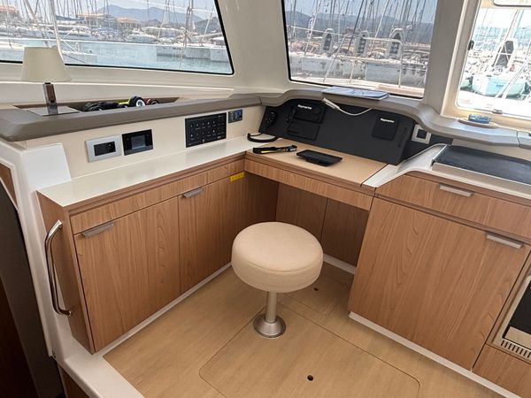 Bali Catspace | One Flirt