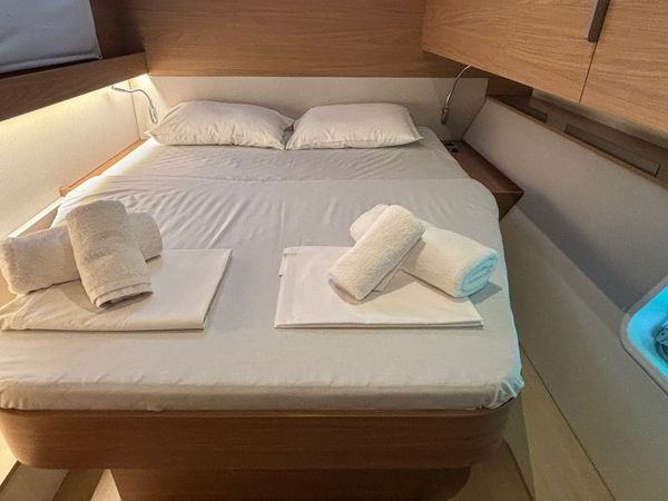 Bali Catspace | One Flirt