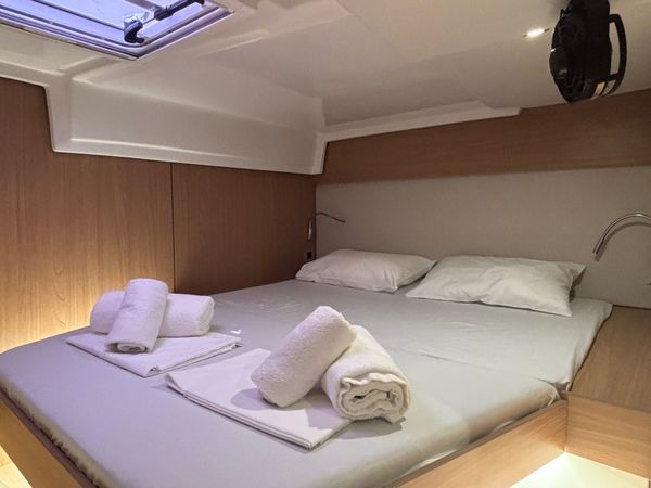 Bali Catspace | One Flirt