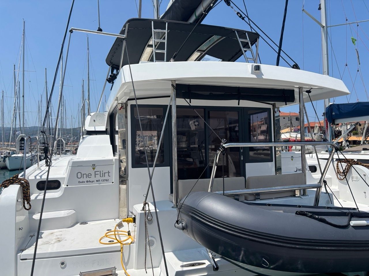 Bali Catspace | One Flirt