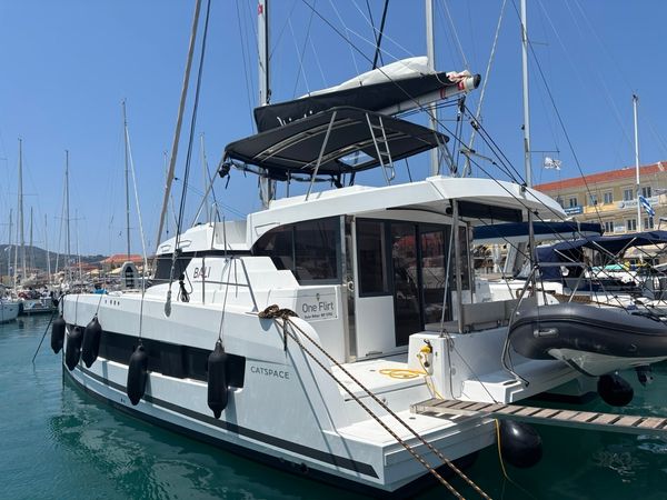 Bali Catspace | One Flirt