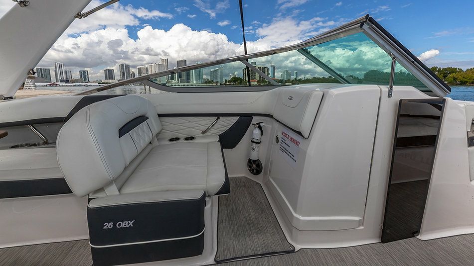 Regal 2700 | Apollo