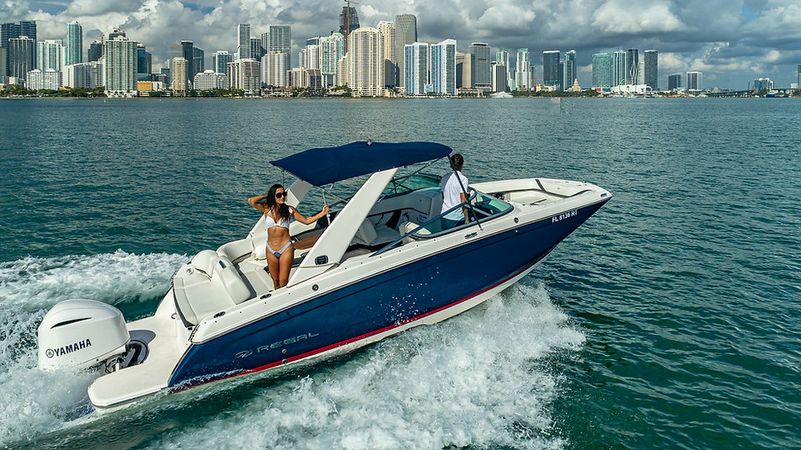 Regal 2700 | Apollo