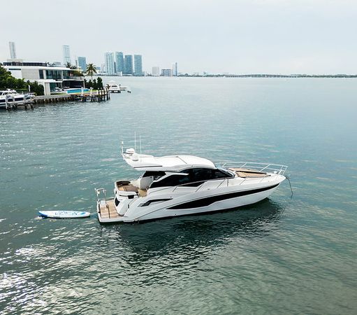Galeon 425 | Kira