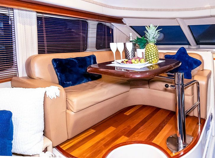 Sea Ray 48 | One Love