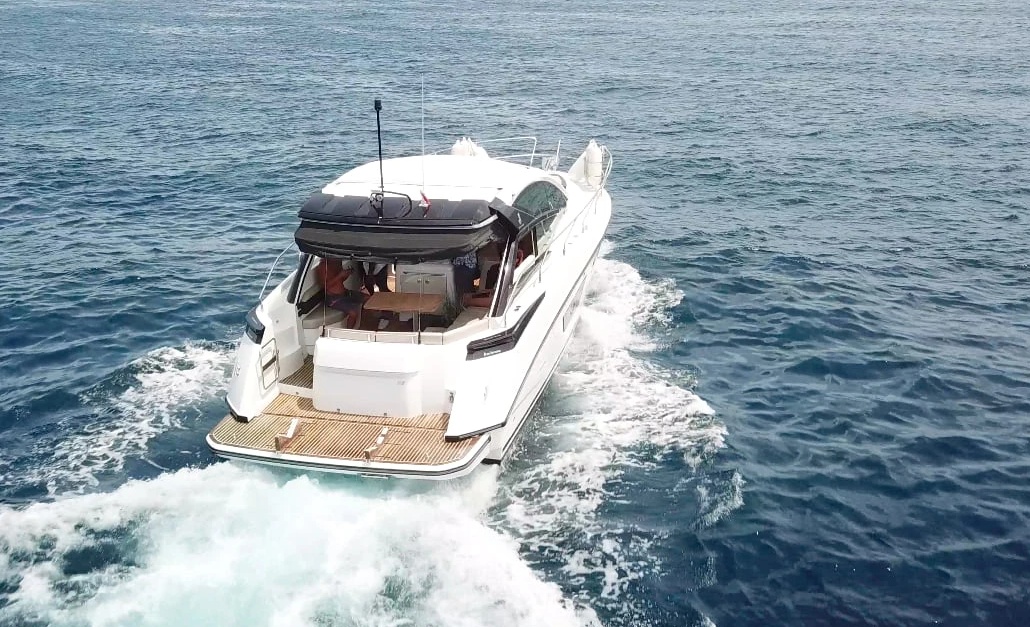Beneteau Gran Turismo 40 | Island Cruise