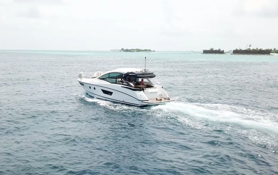 Beneteau Gran Turismo 40 | Island Cruise