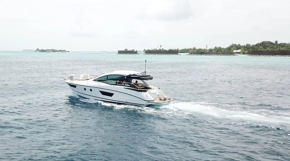 Beneteau Gran Turismo 40 | Island Cruise