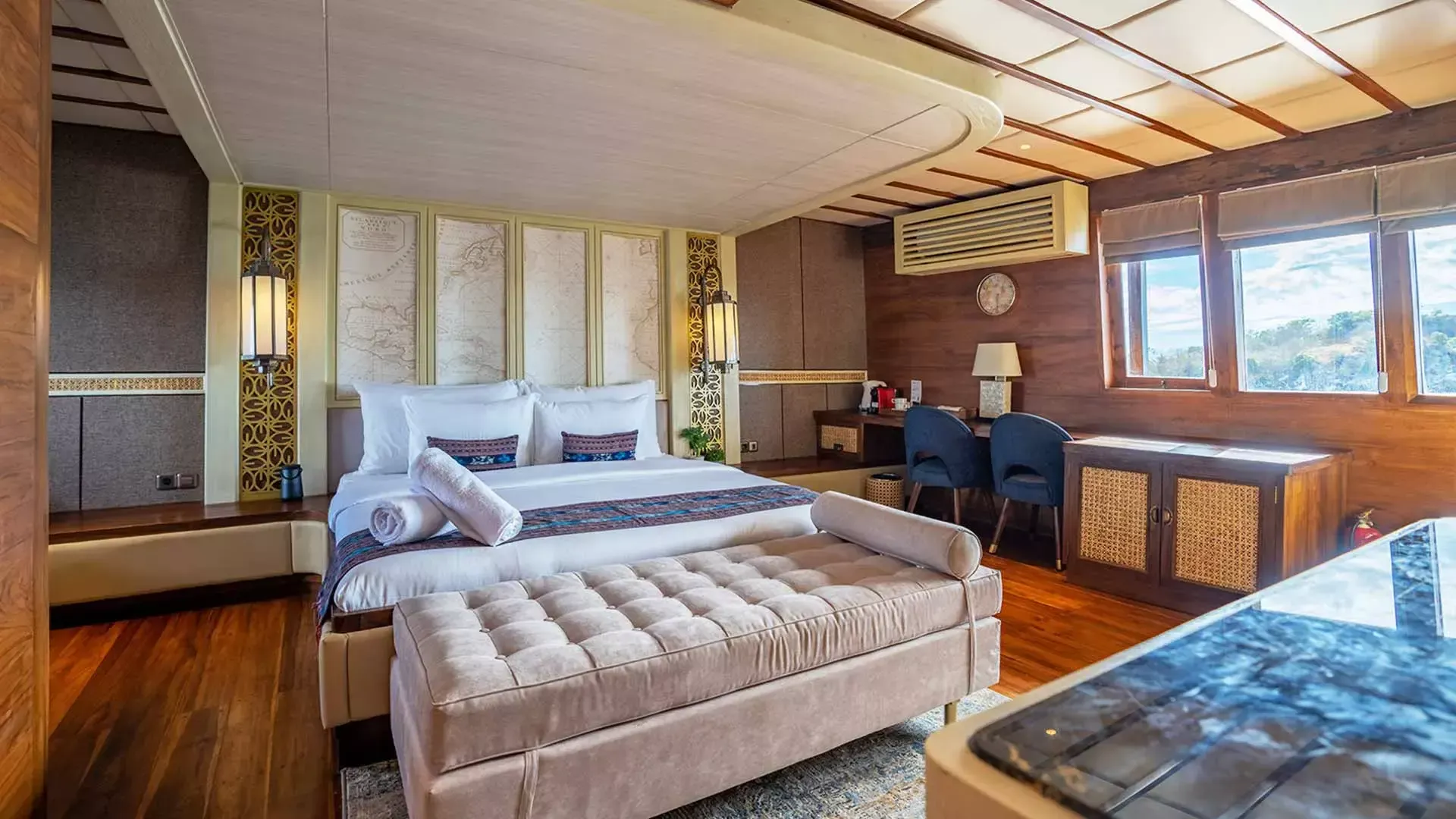 Custom Built Phinisi | The Maj Oceanic