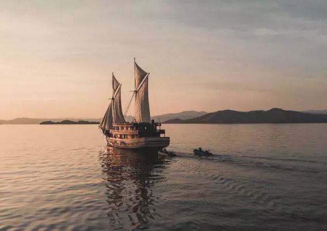 Custom Built Phinisi | The Maj Oceanic