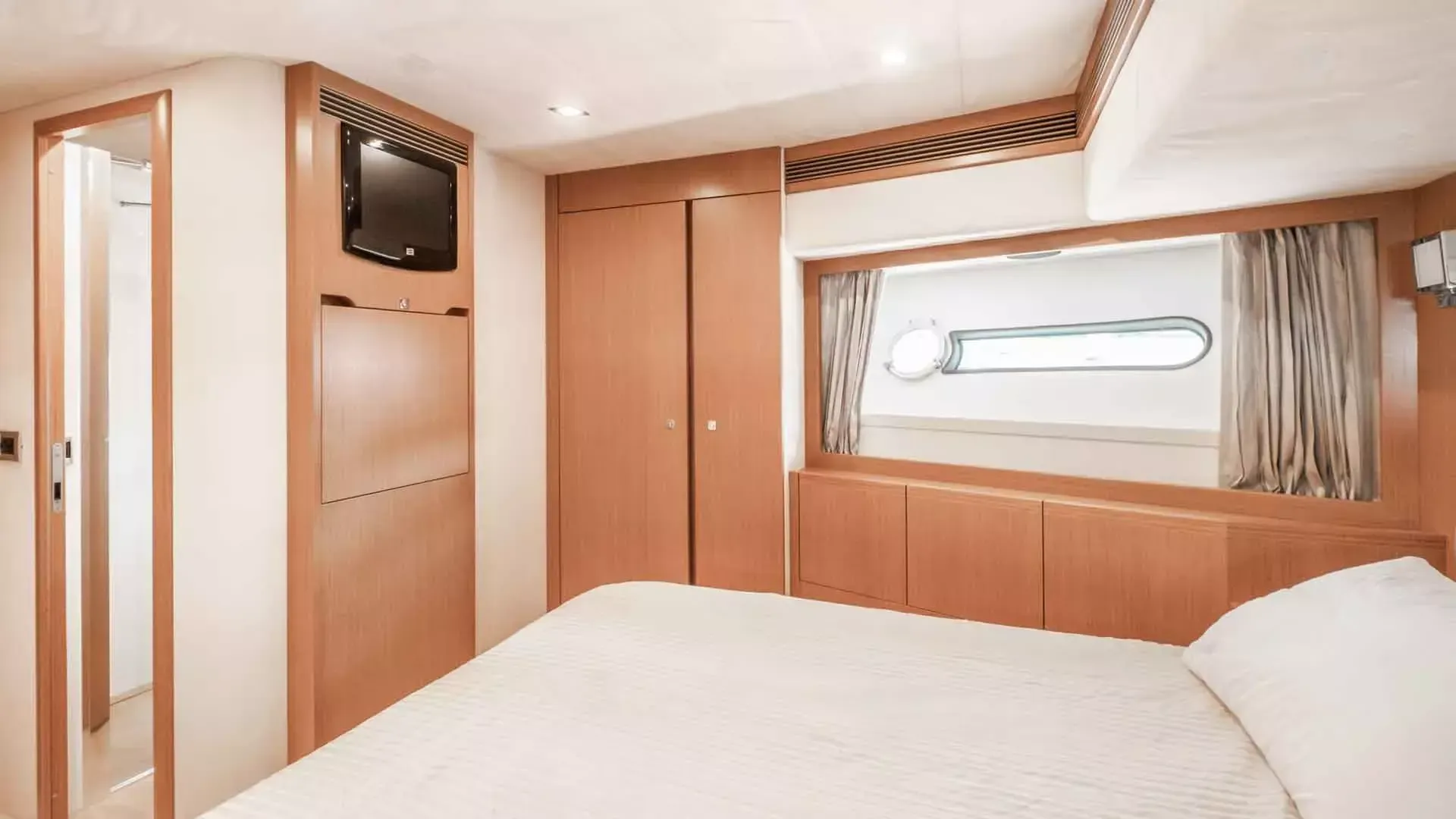 Ferretti 780 | Samkara