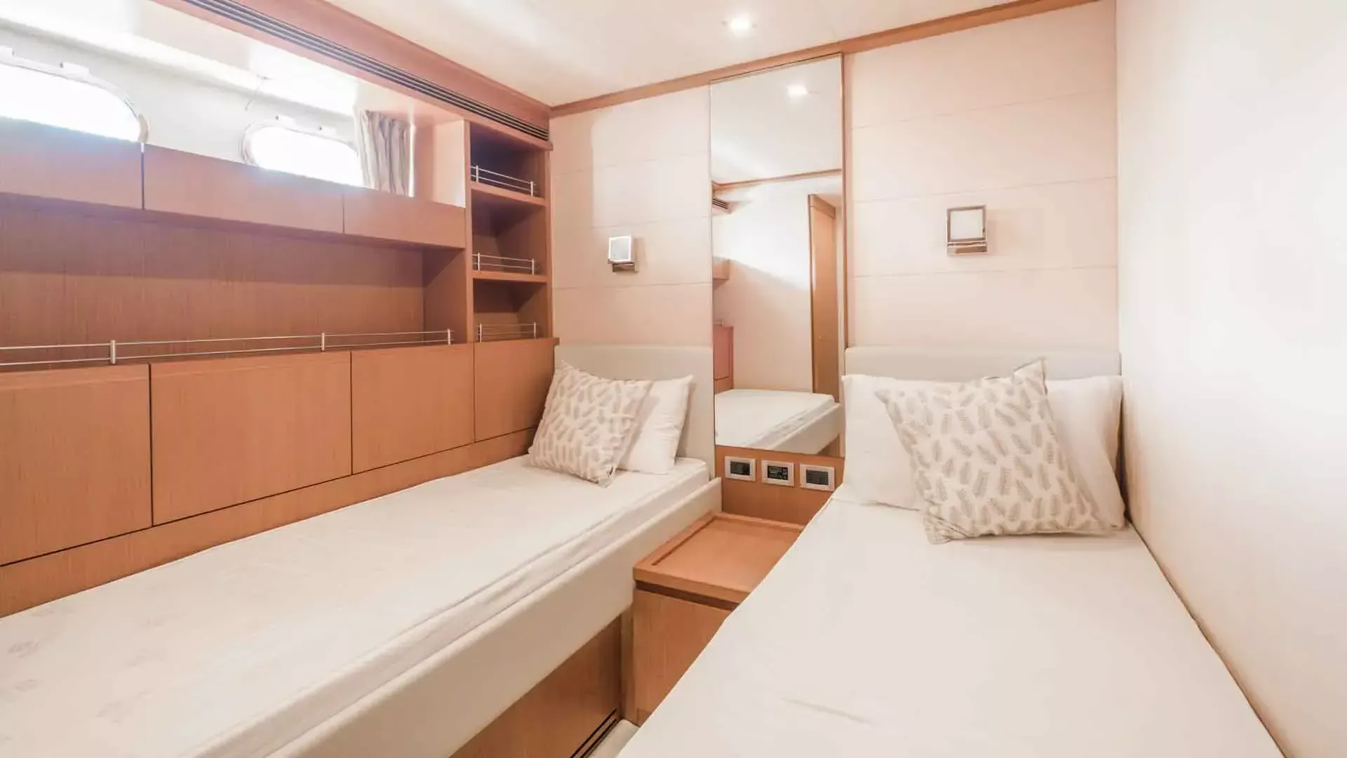 Ferretti 780 | Samkara