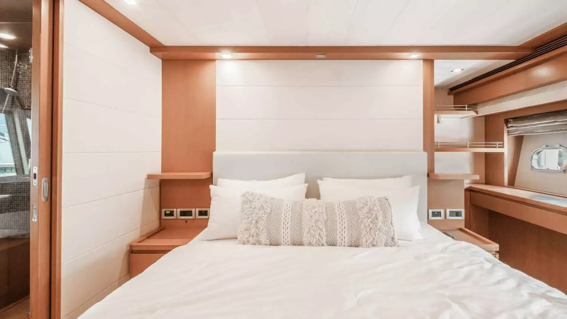 Ferretti 780 | Samkara