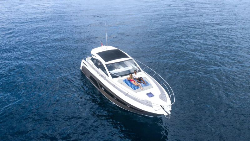 Azimut 43 | Mira