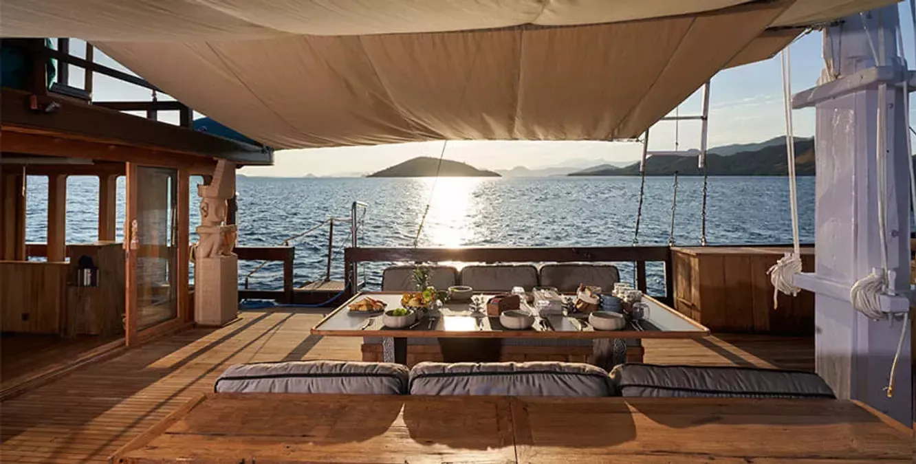 Custom Built Phinisi | Oracle