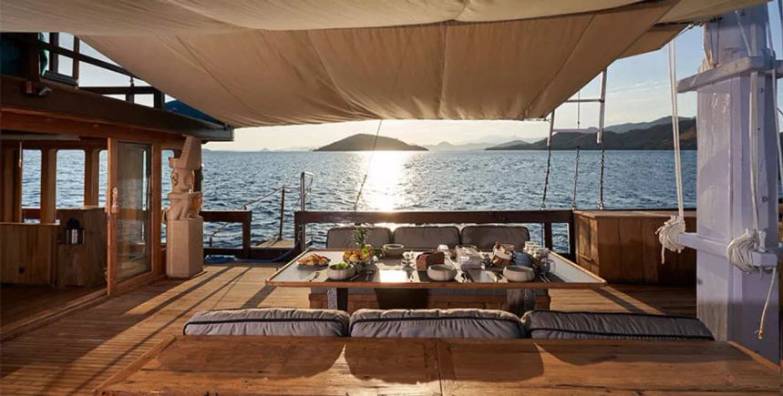 Custom Built Phinisi | Oracle