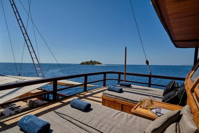 Custom Built Phinisi | Oracle