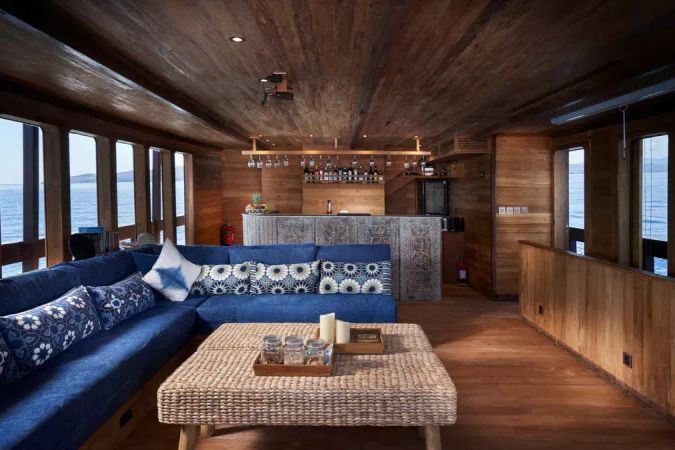 Custom Built Phinisi | Oracle