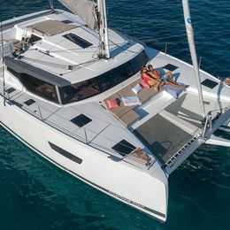 Fountaine Pajot Astrea 42 | Bollinger