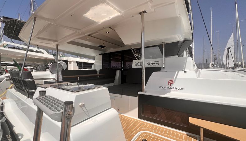 Fountaine Pajot Astrea 42 | Bollinger