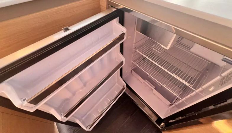 Fountaine Pajot Astrea 42 | Bollinger