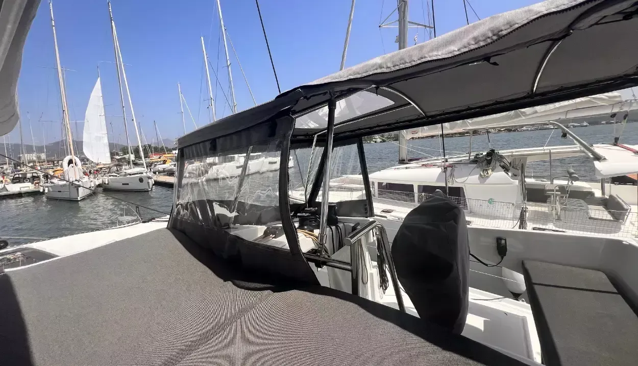 Fountaine Pajot Astrea 42 | Bollinger