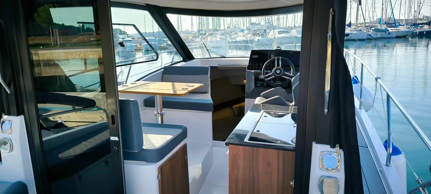 Nautic 880 | Yana