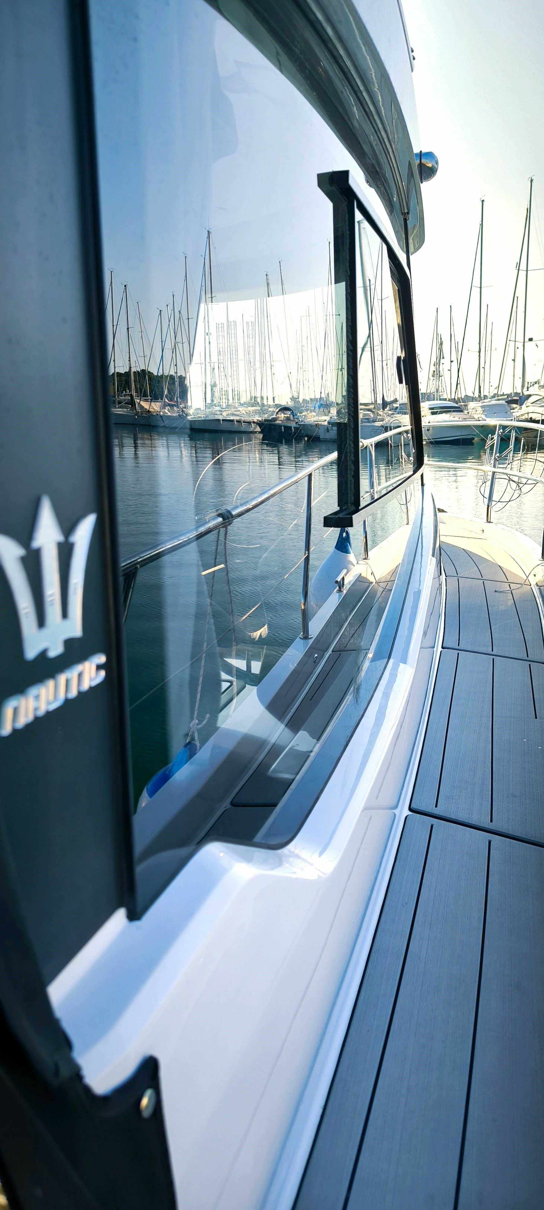 Nautic 880 | Yana