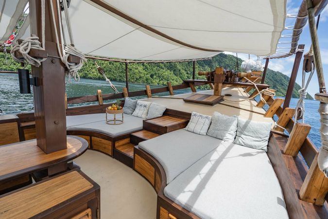 Custom Built Phinisi | Dewata