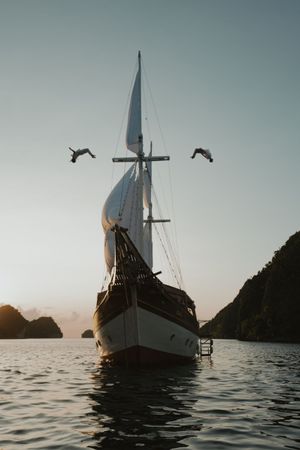 Custom Built Phinisi | Anne Bonny