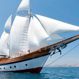 Custom Built Phinisi | Anne Bonny