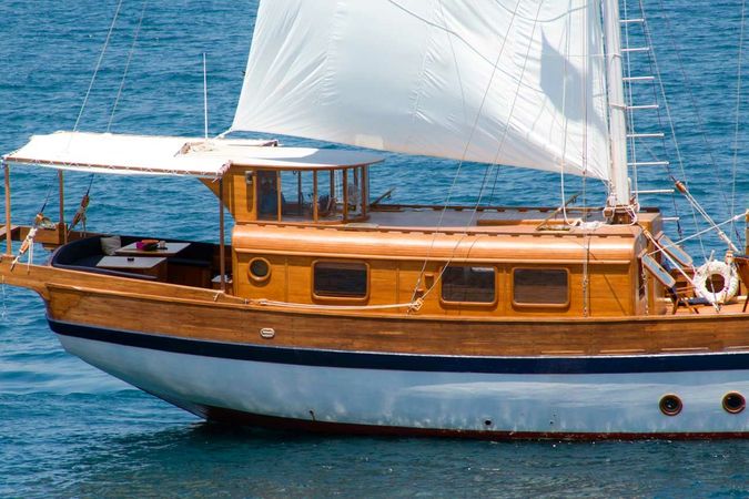 Custom Built Phinisi | Anne Bonny